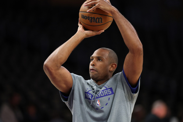 为什么NBA各队要对勇士心存忌惮？首秀开门红就是答案