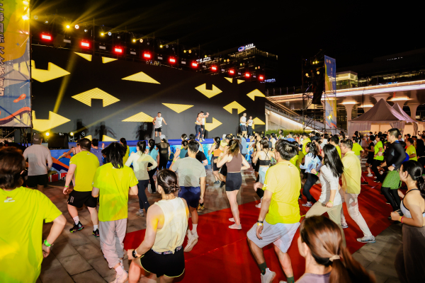 赛(sài)旅(lǚ)融(róng)合(hé)赋(fù)能(néng)新(xīn)城(chéng)发(fā)展(zhǎn)，第(dì)17届(jiè)上(shàng)海(hǎi)国(guó)际(jì)大(dà)众(zhòng)体(tǐ)育(yù)节(jié)正(zhèng)式(shì)开(kāi)幕(mù)