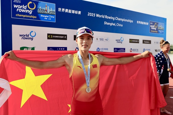 1金2银!中国赛艇健儿再创佳绩