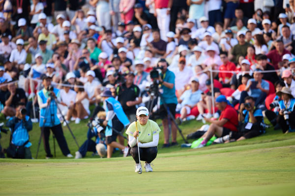 别克LPGA上演巅峰对决,中国高尔夫业余军团让人眼前一亮