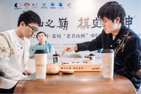 捍卫棋圣头衔泪洒赛场,柯洁还能否找回曾经的霸气